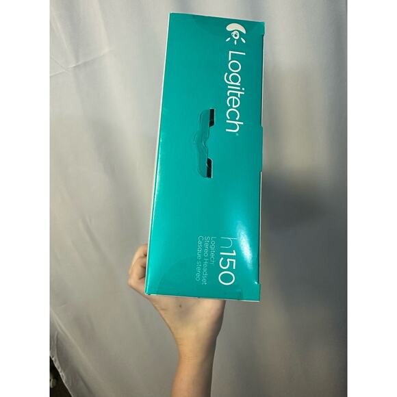 Logitech Stereo Headset h150 Headphones 3.5mm Analog White + Black NEW - Picture 3 of 5